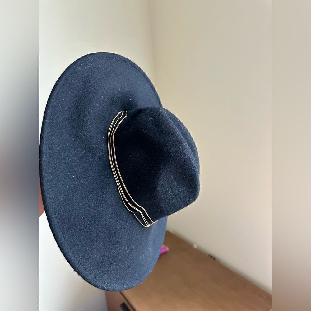 Free people Wide Brim Hat NEW condition